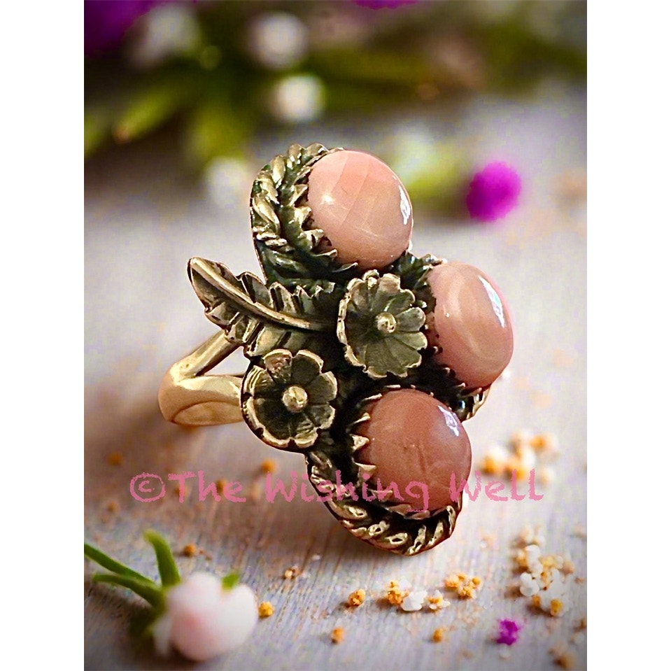 Queen Conch Pink Three Stone | Sterling Silver Ring | Size 8
