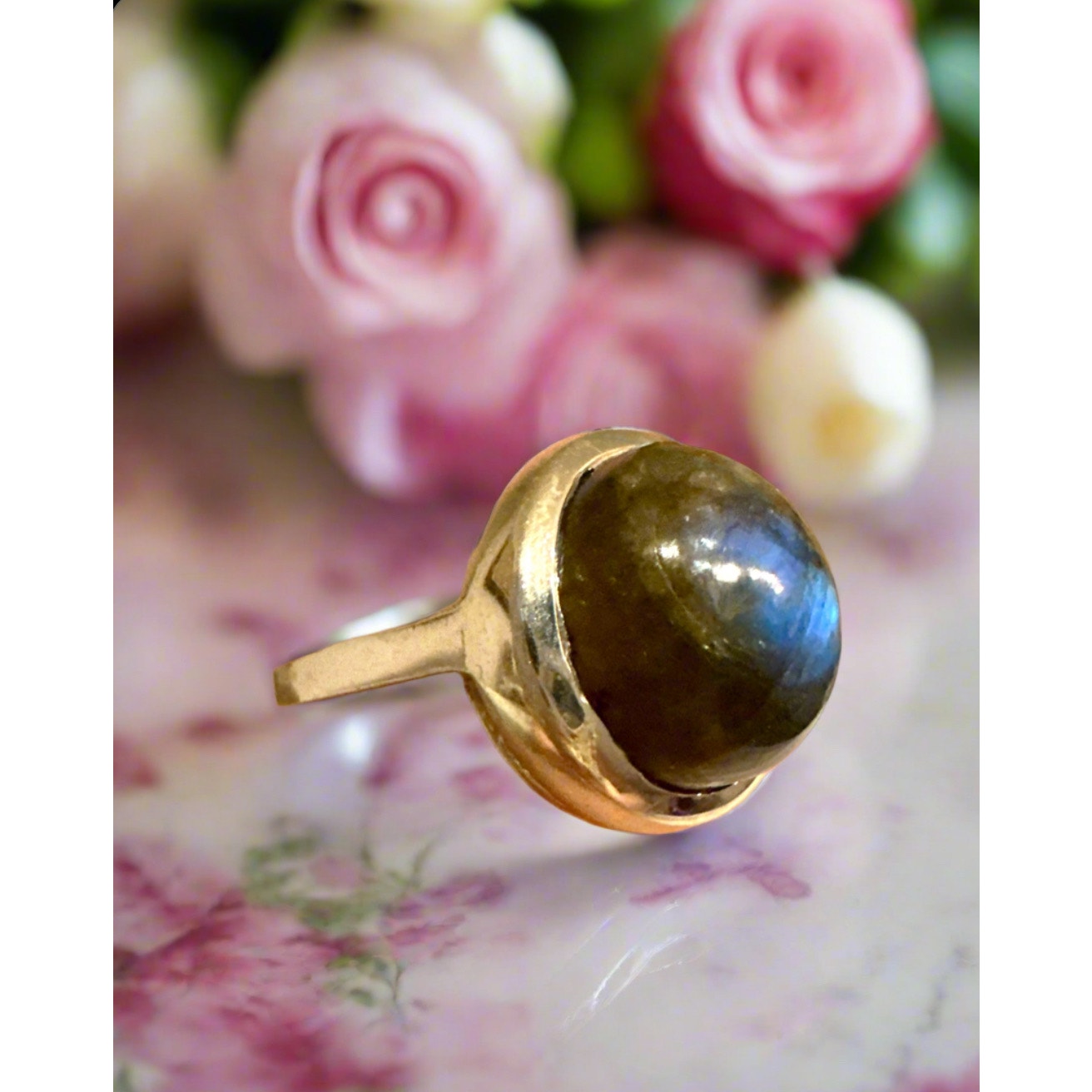 Labradorite | Sterling Silver | Round Ring | Size 7