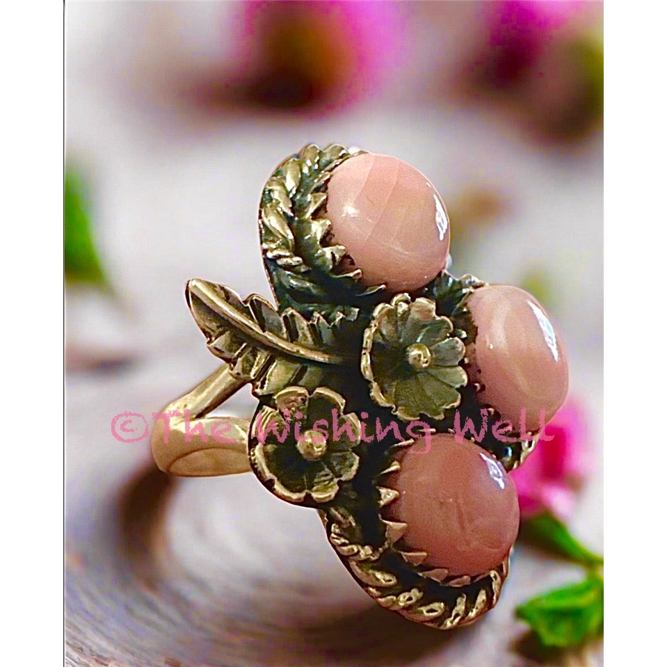 Queen Conch Pink Three Stone | Sterling Silver Ring | Size 8