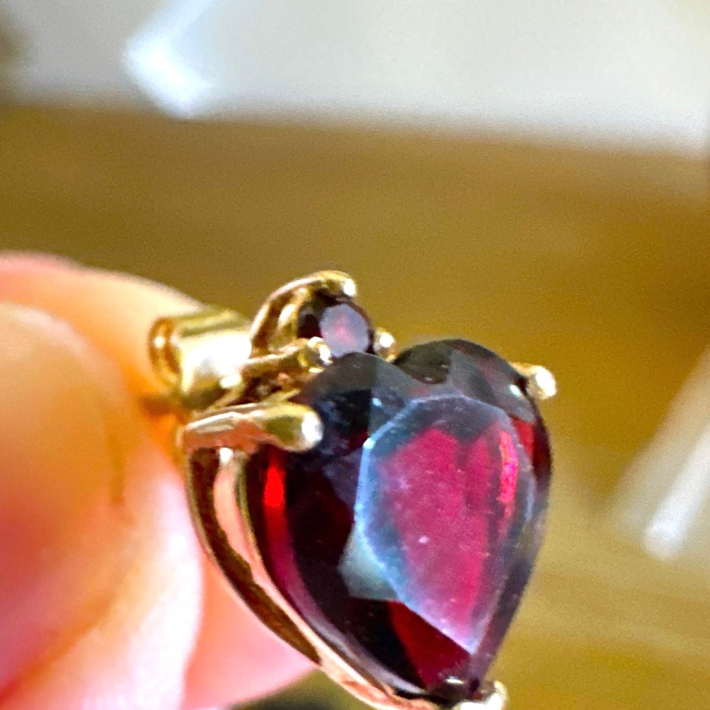 10k Solid Gold 2.30 Carat Garnet Heart Shaped Earrings