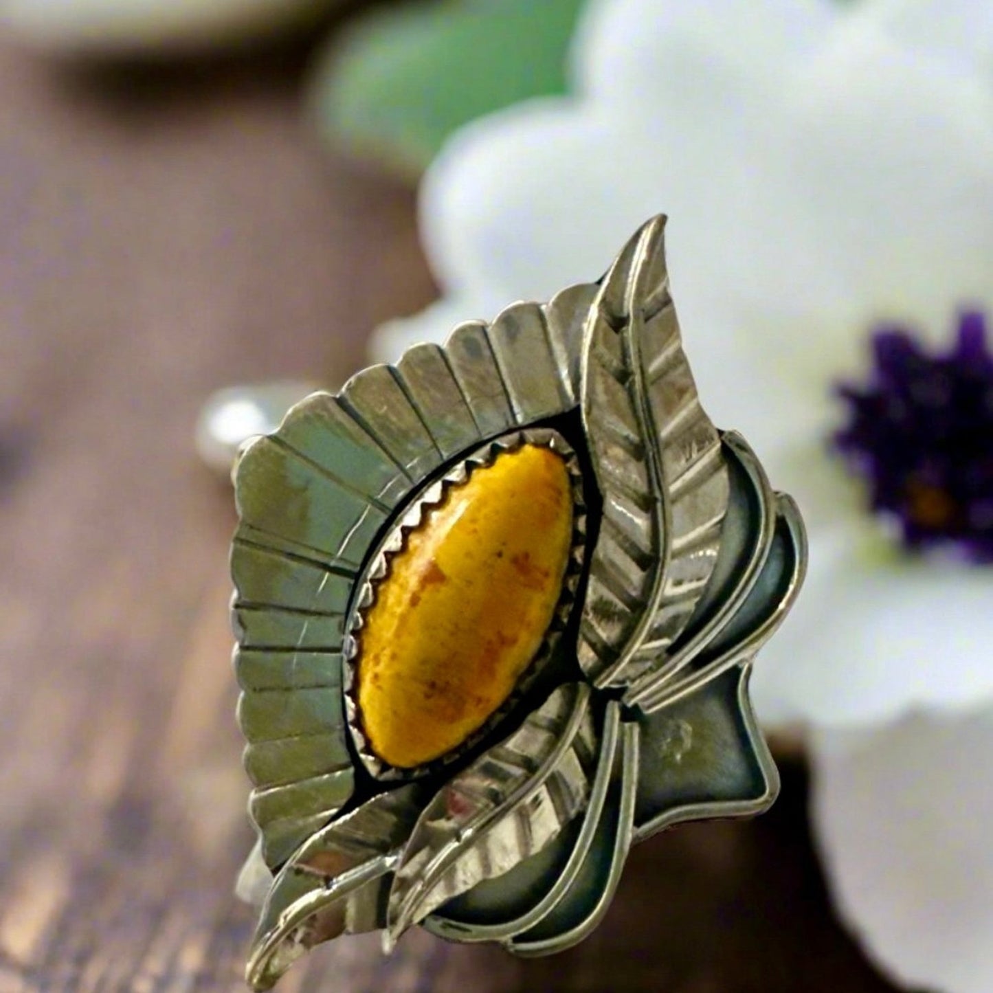 Bumblebee Jasper leaf/feather floral design southwestern ring size 7