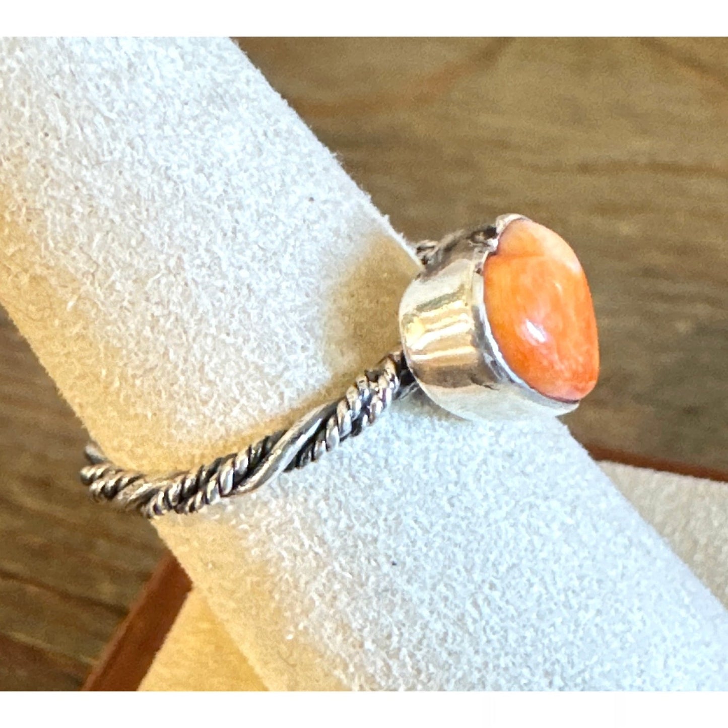 Natural spiny oyster heart rope twist .925 Sterling silver ring size 7.5