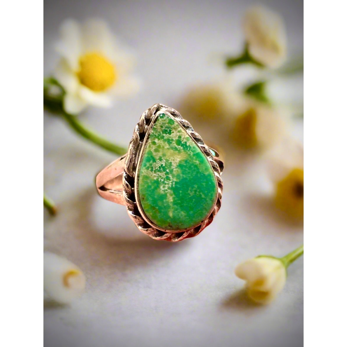 Carico Lake Turquoise Teardrop Rope Design Ring Size 9