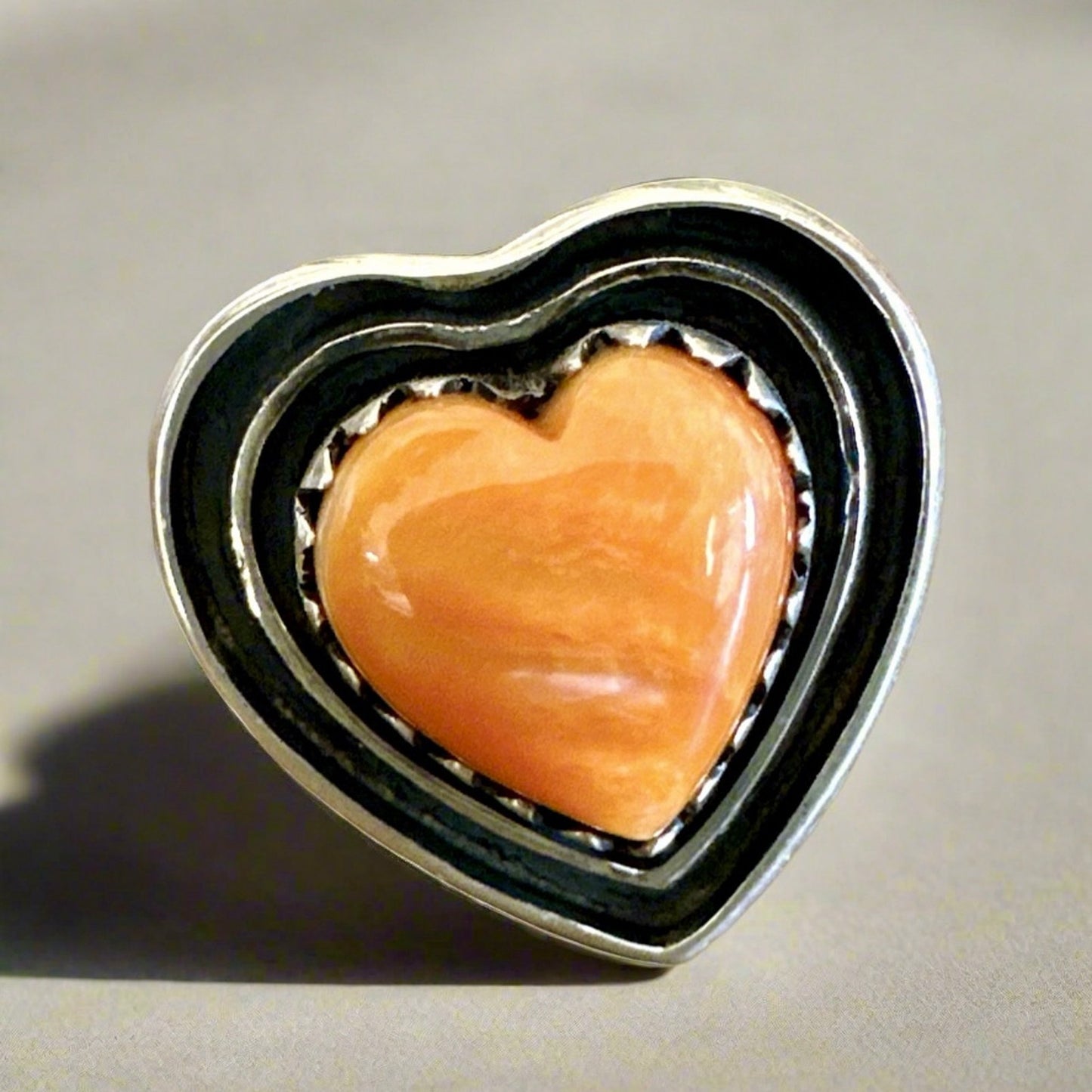 Spiny Oyster Heart Sawtooth Southwestern Ring size 10