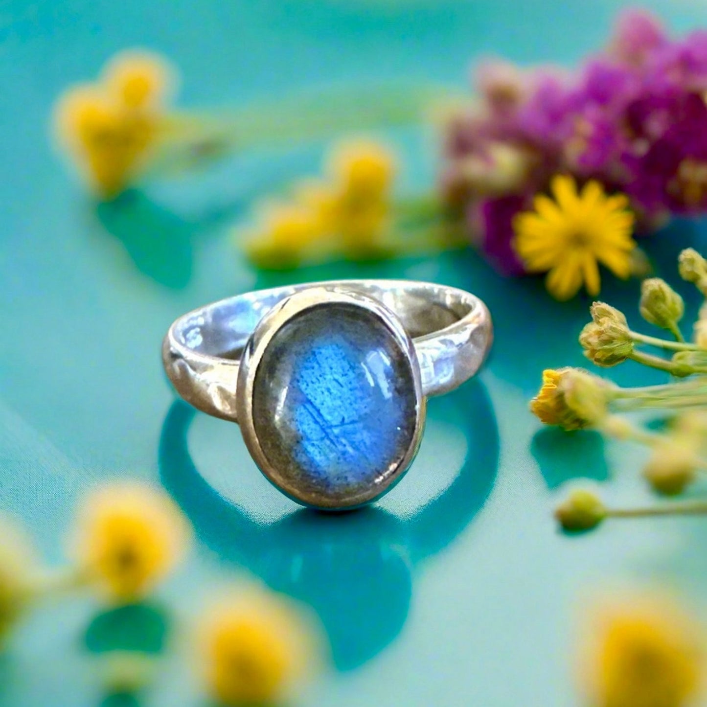 Oval Labradorite.925 Sterling Silver Ring Size 7