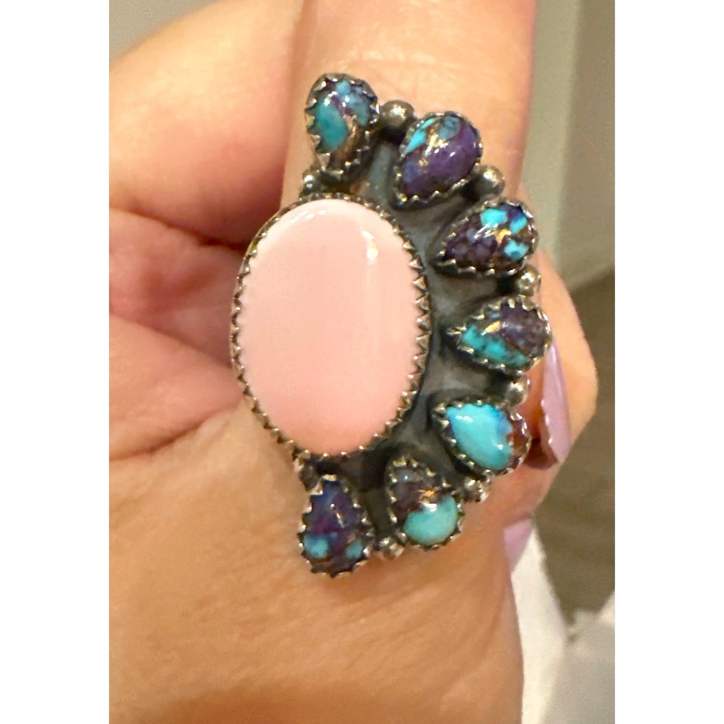 Queen Conch & Purple Spiny Oyster Cluster Half Ring Adjustable