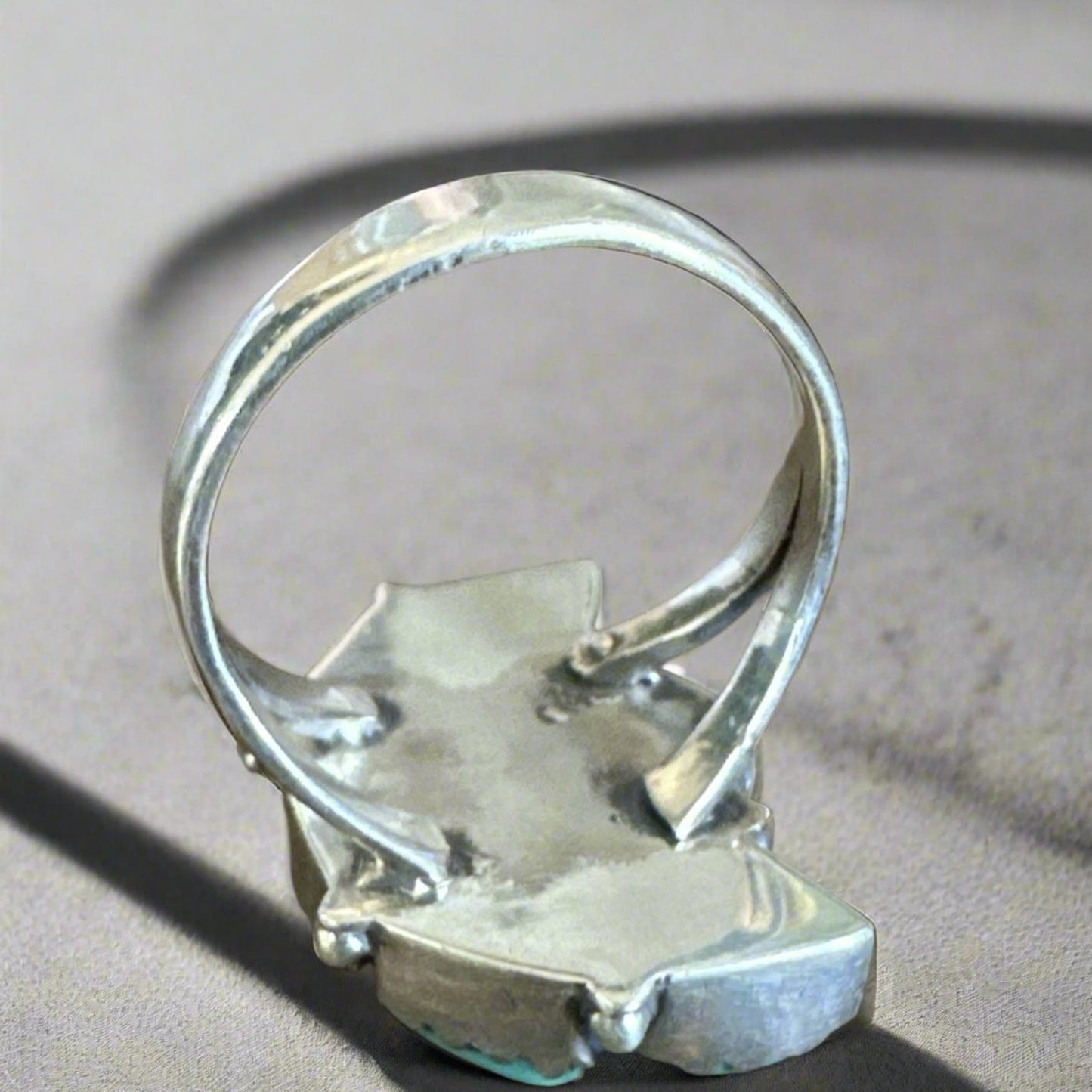 Kingman Turquoise Southwestern Naja Triangle Ring Size 7.5