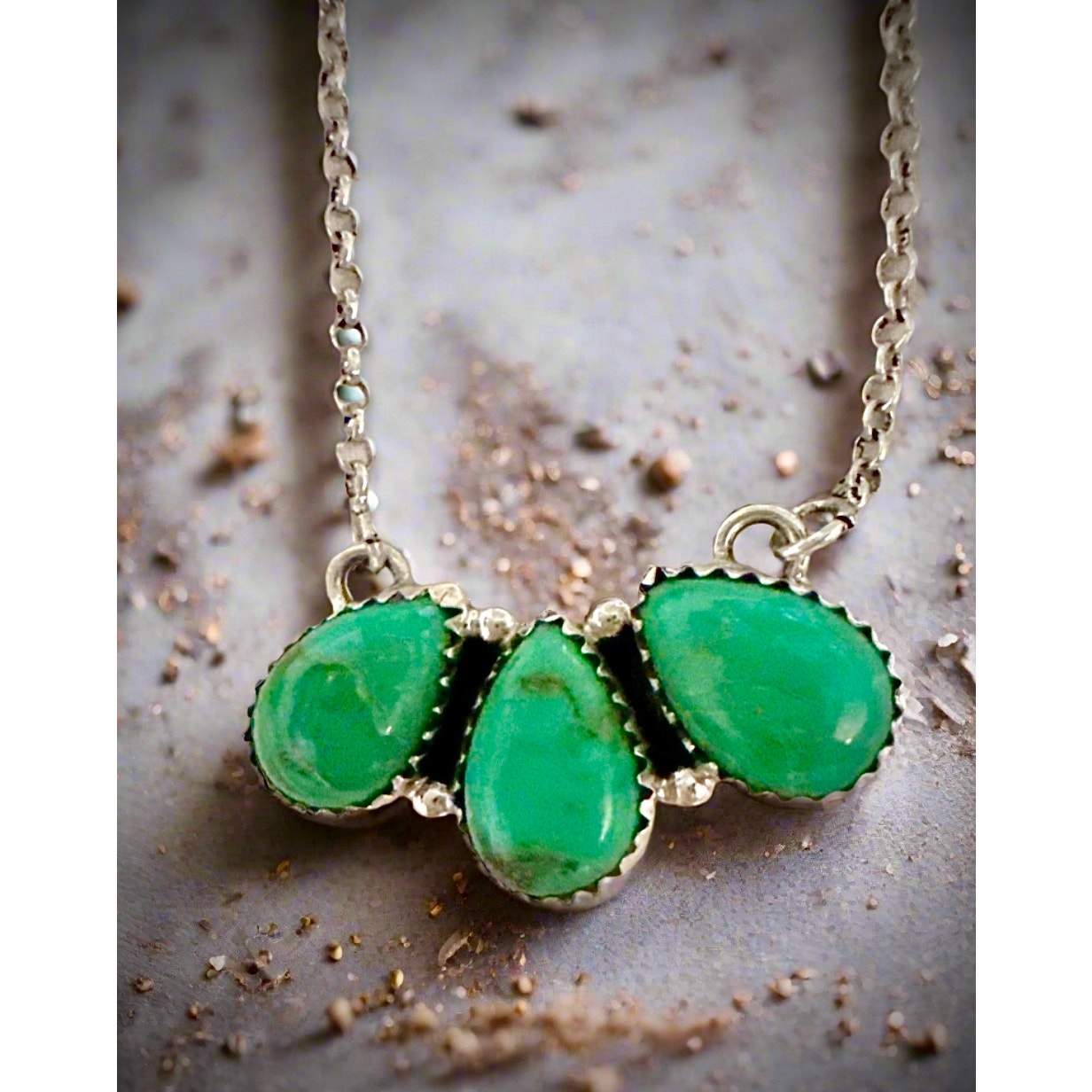Green Mohave Turquoise Southwestern Three Stone Bar Necklace 18”