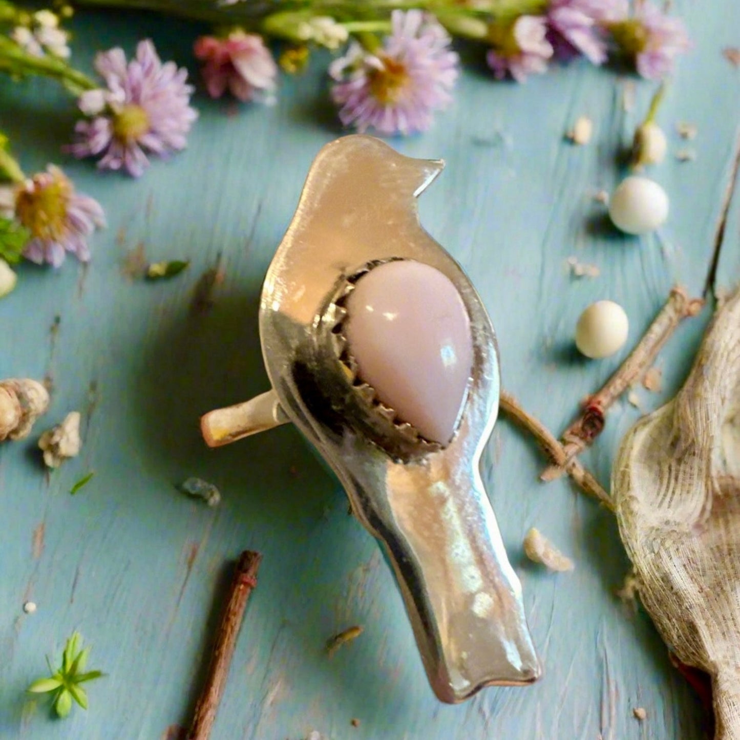 Pink Conch Bird Dove Sterling Silver southwestern Ring Size 7