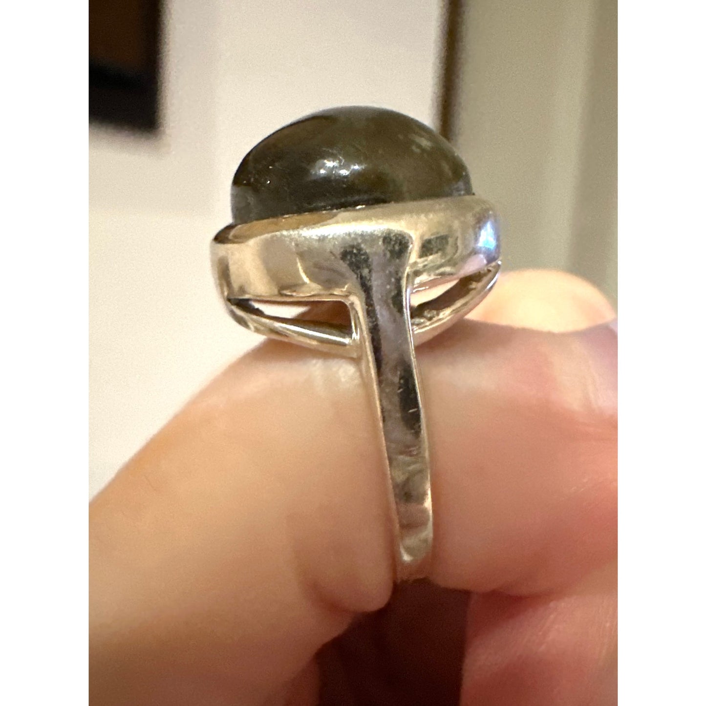Labradorite | Sterling Silver | Round Ring | Size 7