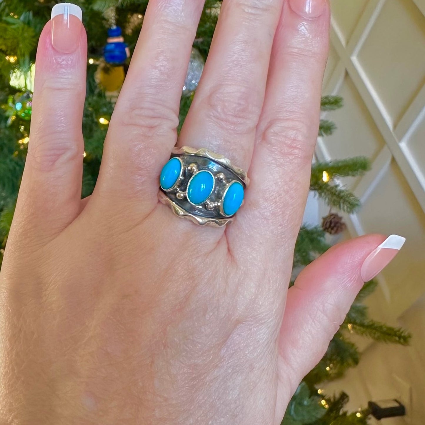 Kingman Turquoise 3 Stone Southwestern Band .925 Silver Size 8.5