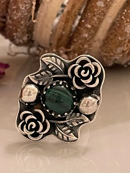 Jade Natural Gemstone & Solid 925 Sterling Silver Ring Size 7.75