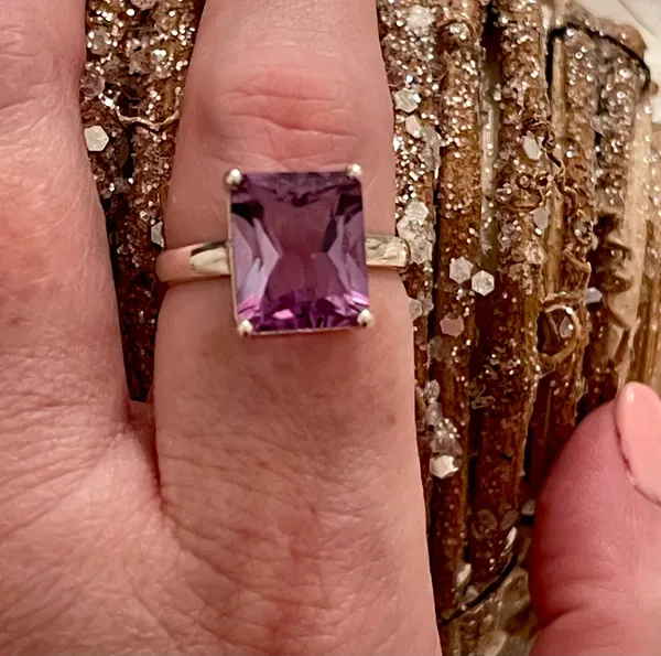 Natural Amethyst - Brazil 925 Sterling Silver Ring Size 8