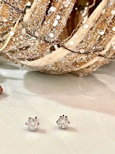 1.0CT Certified Diamond Moissanite round Solitaire earrings