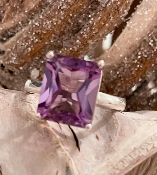 Natural Amethyst - Brazil 925 Sterling Silver Ring Size 8