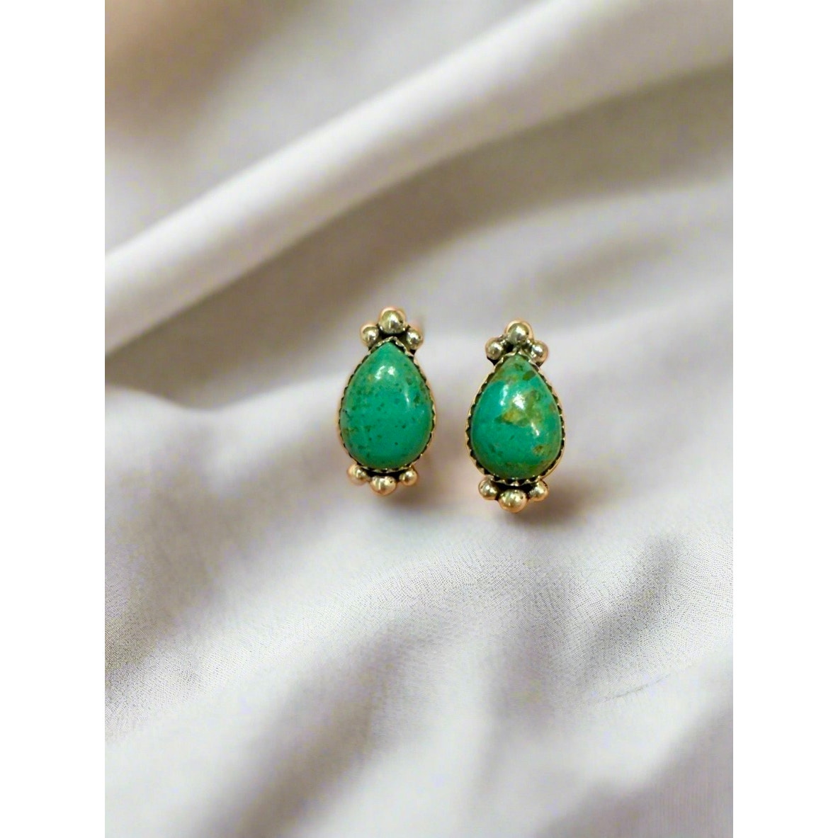 Carico LakeTurquoise Teardrop Pear Sterling Silver Stud Earrings