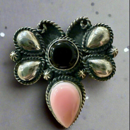 Onyx & Pink Conch Dragonfly Sterling Silver Ring Size 8.25