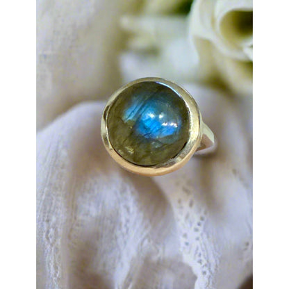 Labradorite | Sterling Silver | Round Ring | Size 7