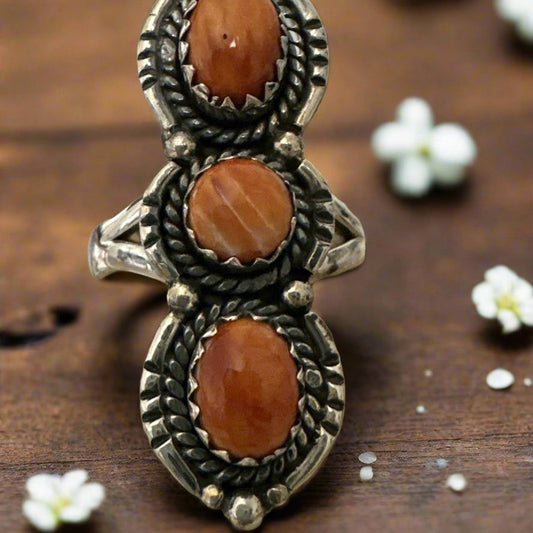 Spiny Oyster Three Stone .925 Sterling Silver Southwestern Ring Size 8.5