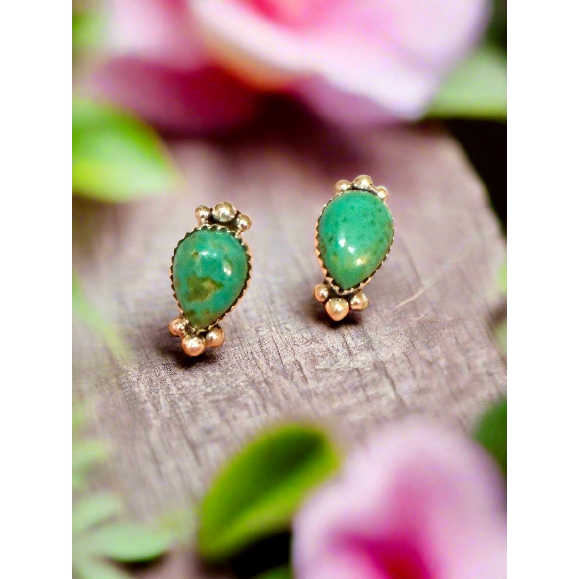 Carico LakeTurquoise Teardrop Pear Sterling Silver Stud Earrings
