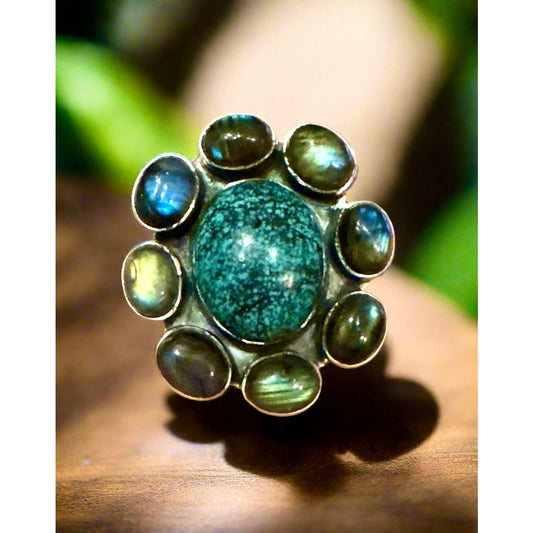 Spiderweb Turquoise & Labradorite Oval Cluster Ring Size 10