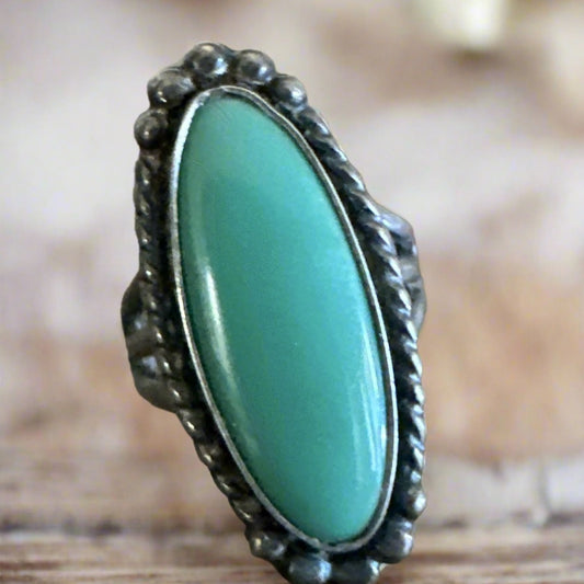 Vintage Native American Green Turquoise Ring Sterling Makers Mark 5