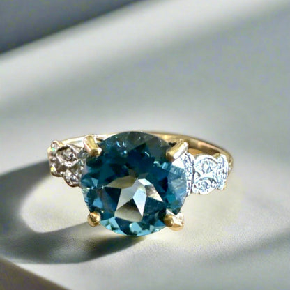 10K Solid Yellow Gold 2.36 Carat London Blue Topaz 12 Diamond Ring SZ 7.25