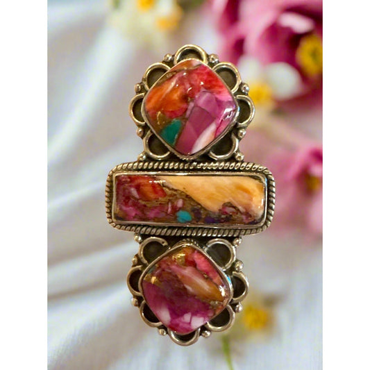 STUNNING!!! Pink Spiny oyster Three Stone Ring Adjustable 6-10