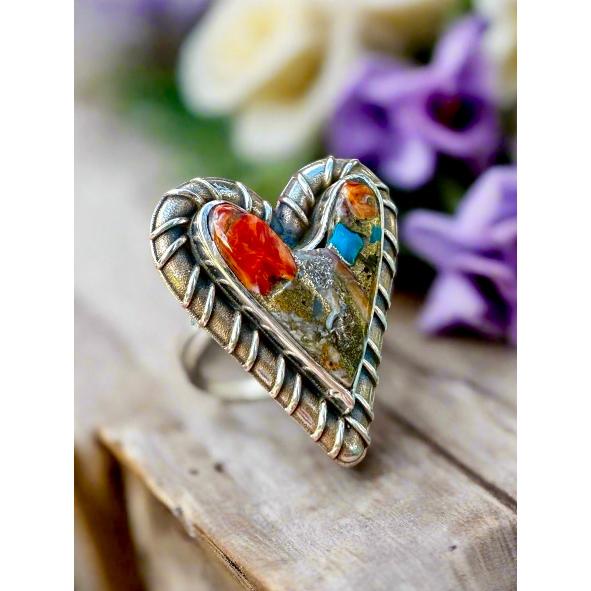 Spiny Oyster Heart Sterling Silver Ring Size 7