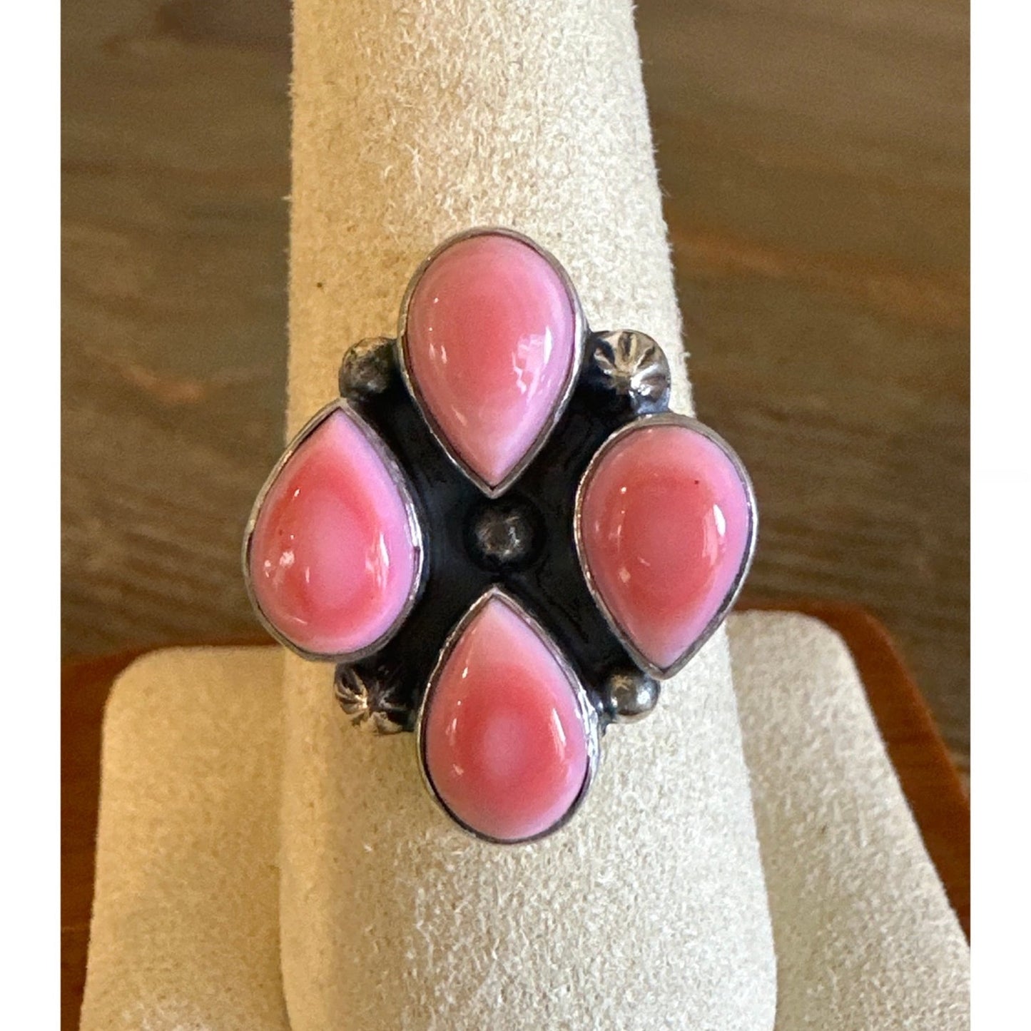 Amazing Pink Conch Southwestetn .925 Sterling Ring Size 9