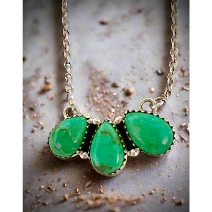 Green Mohave Turquoise Southwestern Three Stone Bar Necklace 18”