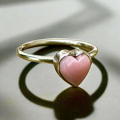 Dainty Pink Conch Heart Shaped .925 Sterling Silver Ring Size 7.5