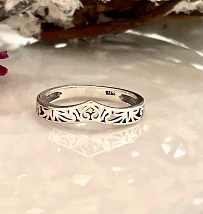 Heart filagree Midi thumb V ring band Chevron Solid 95 sterling silver