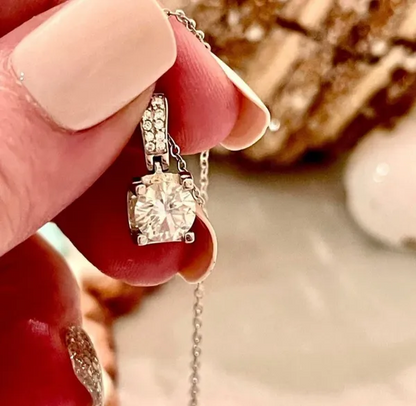Certified 1.0CT Moissanite Diamond Necklace 18” 925 Silver.