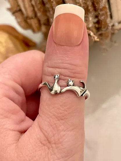 Solid Sterling silver cats ring band