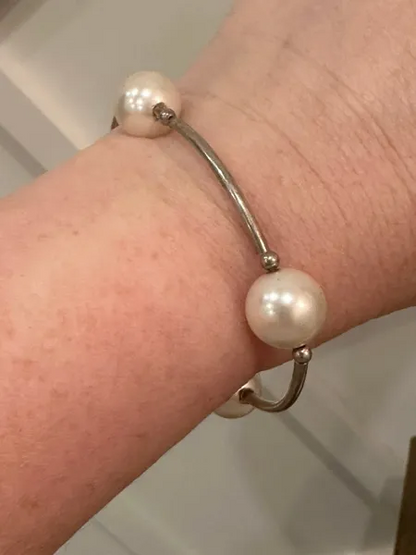 Vintage Pearl stretch sterling silver bracelet.