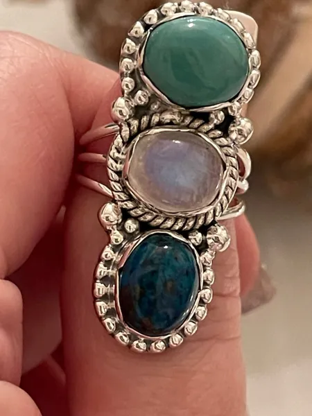 Natural Turquouse, Rainbow Moonstone & Chrysocolla Three stone Solid 925 Sterling Silver Ring Size 6.